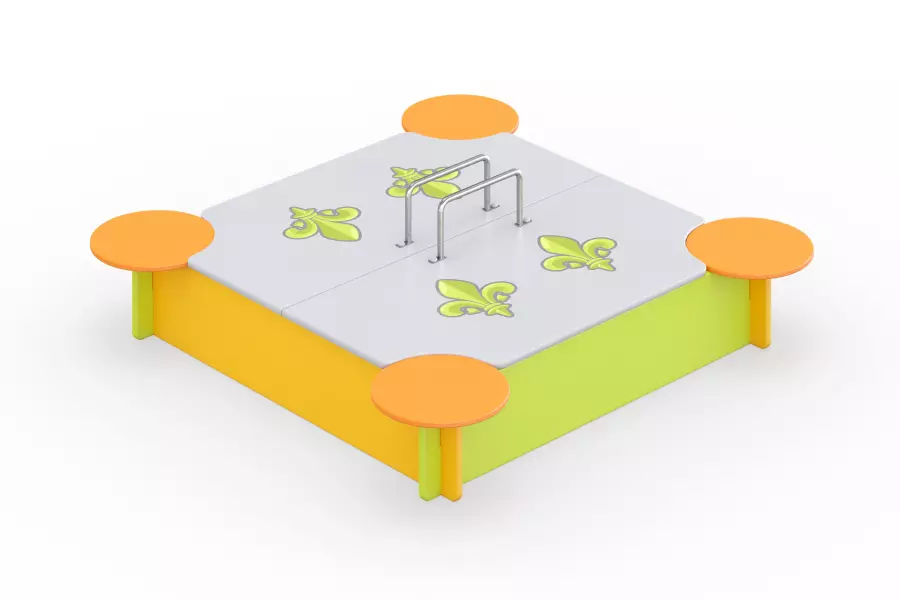 Песочница с дверцами